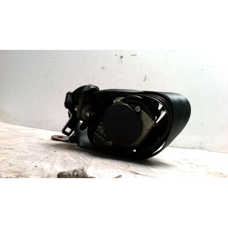 Ceinture avant droit PEUGEOT 407 PHASE 1 BREAK d’occasion