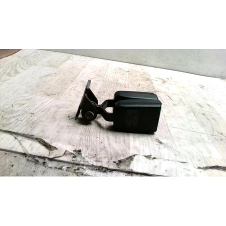 Attache ceinture arriere centrale PEUGEOT 407 PHASE 1 BREAK d’occasion