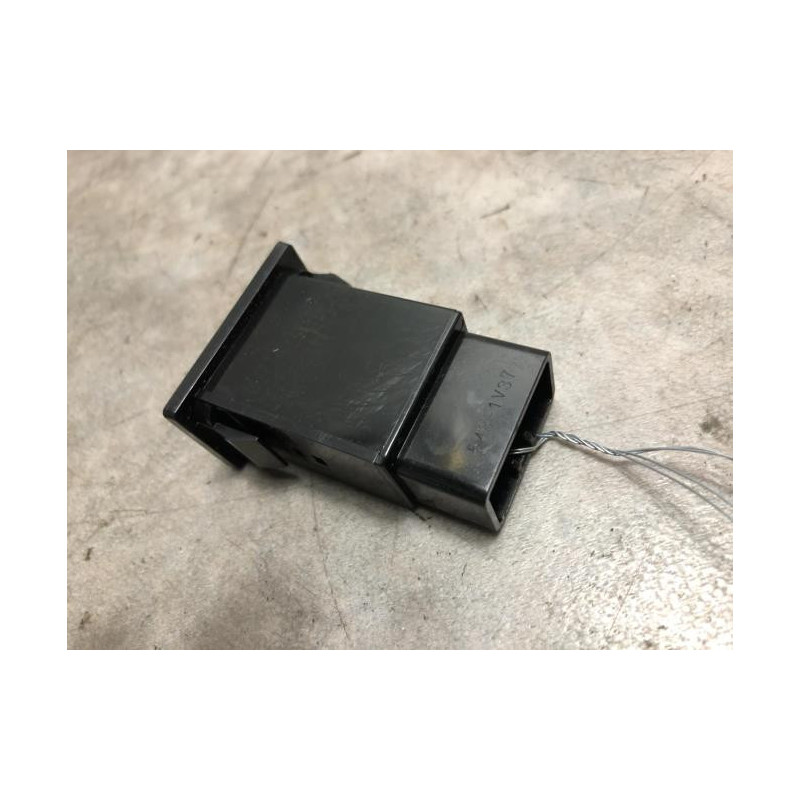 Bouton/Interrupteur TOYOTA AVENSIS 2 PHASE 1 d’occasion