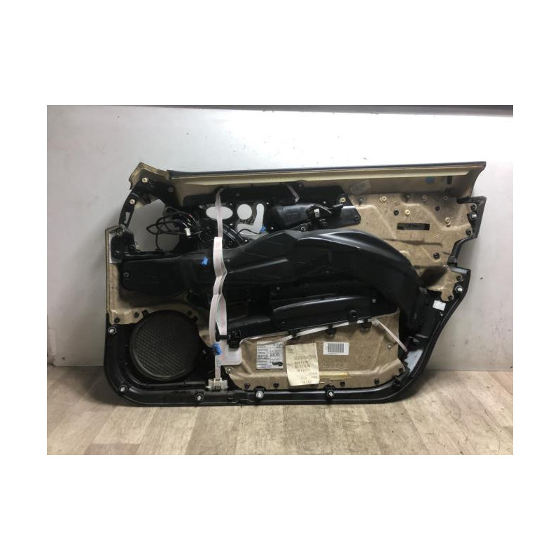 Panneau de porte avant gauche MERCEDES CLASSE E 211 PHASE 1 d’occasion
