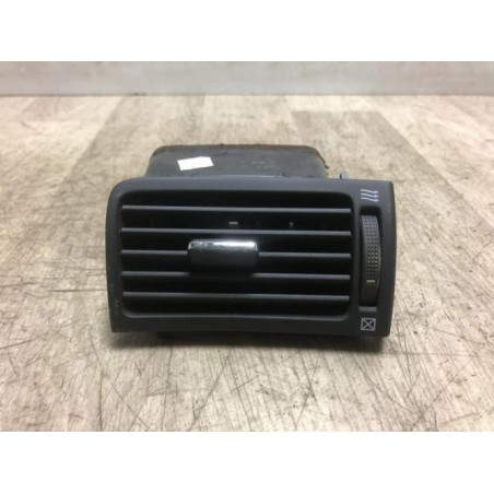 Aerateur tableau de bord avant droit TOYOTA AVENSIS 2 PHASE 1 d’occasion