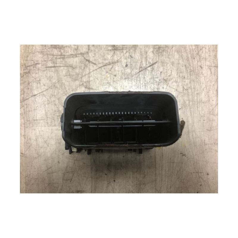 Aerateur tableau de bord avant droit TOYOTA AVENSIS 2 PHASE 1 d’occasion
