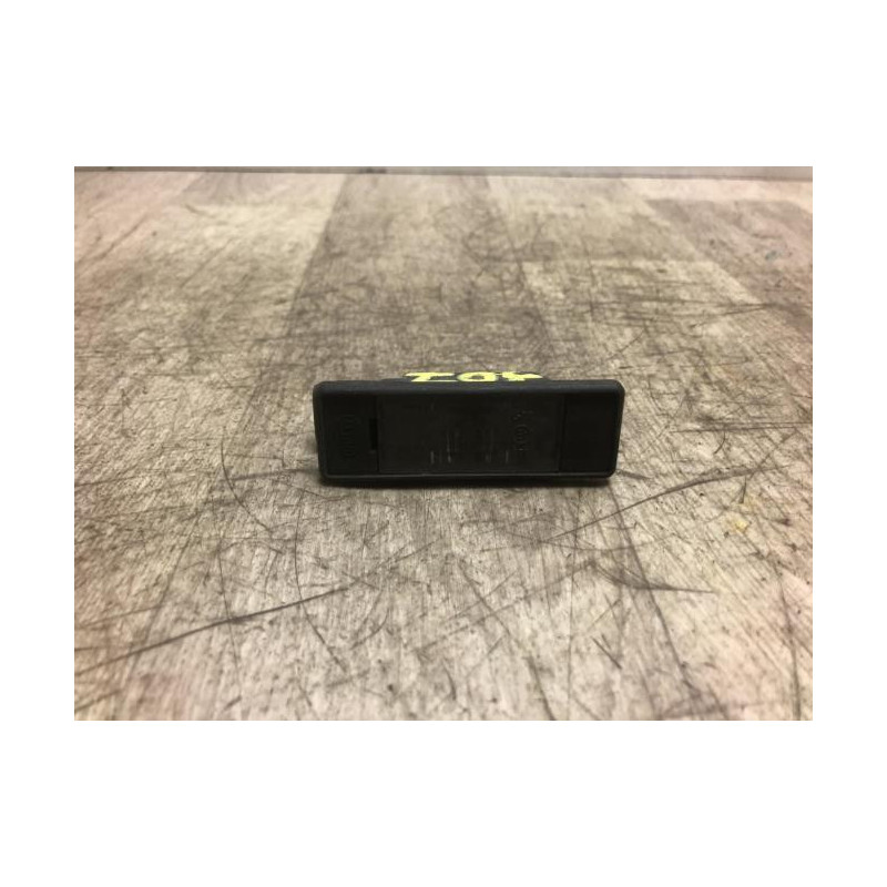 Eclairage de plaque PEUGEOT  d’occasion