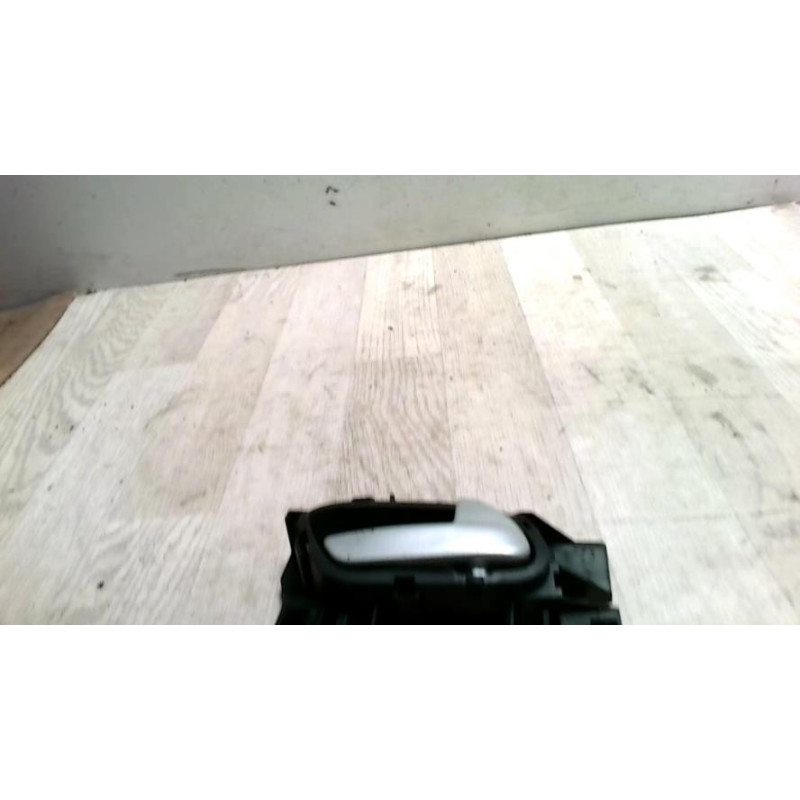 Poignee interieur arriere droit PEUGEOT 207 PHASE 2 d’occasion