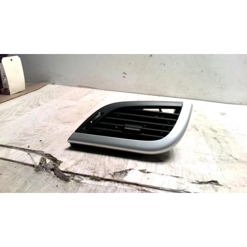 Aerateur tableau de bord avant droit PEUGEOT 207 PHASE 2 d’occasion