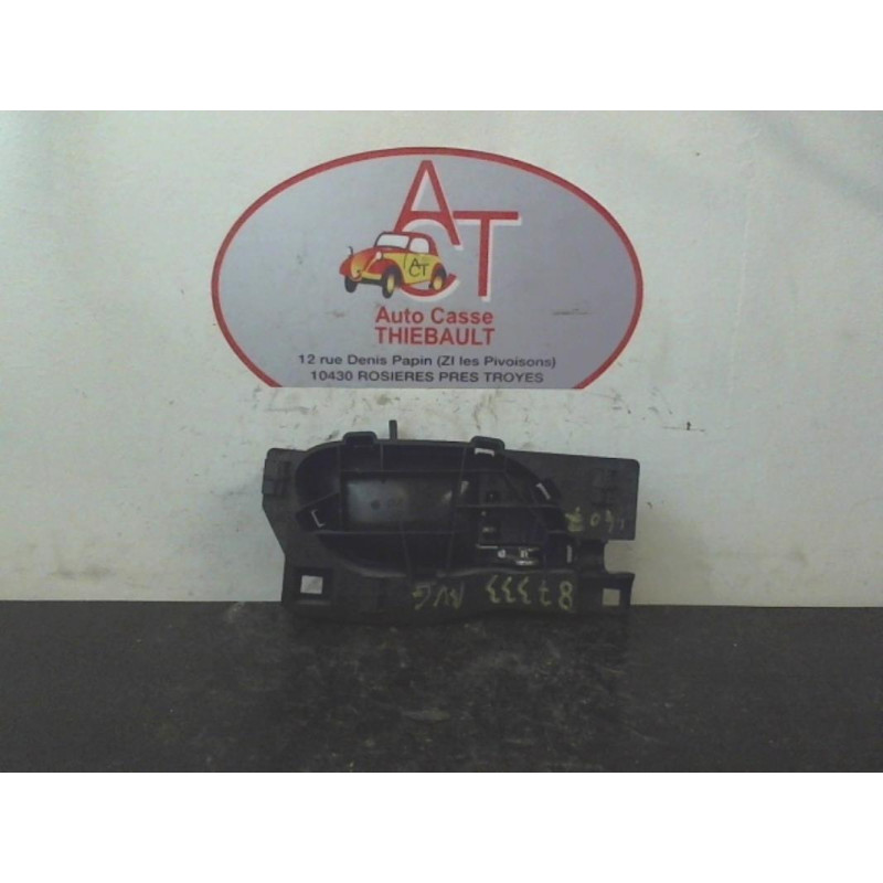 Poignee interieur avant gauche PEUGEOT 407 PHASE 1 d’occasion
