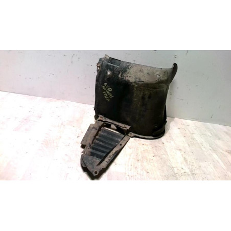 Pare boue avant droit RENAULT LAGUNA 1 PHASE 1 d’occasion