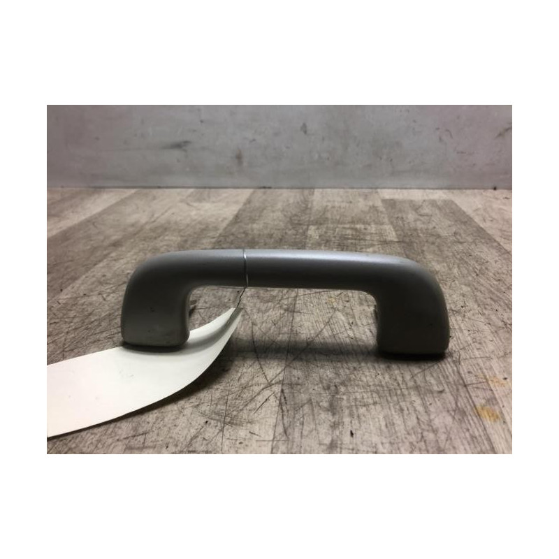 Poignee de maintien avant gauche TOYOTA AVENSIS 2 PHASE 1 d’occasion