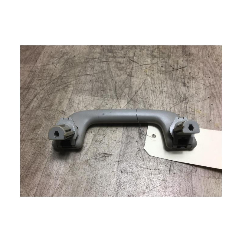 Poignee de maintien avant gauche TOYOTA AVENSIS 2 PHASE 1 d’occasion