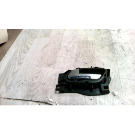 Poignee interieur arriere gauche PEUGEOT 407 PHASE 1 BREAK d’occasion