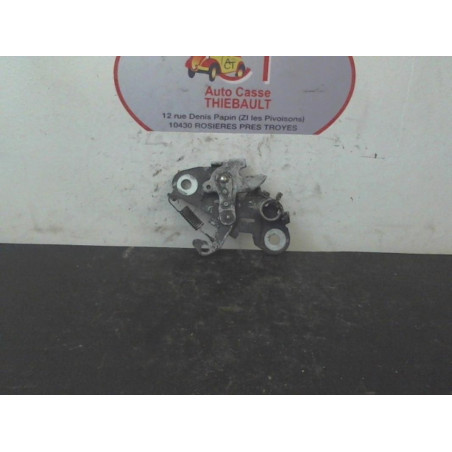 Serrure de capot PEUGEOT 406 PHASE 1 d’occasion