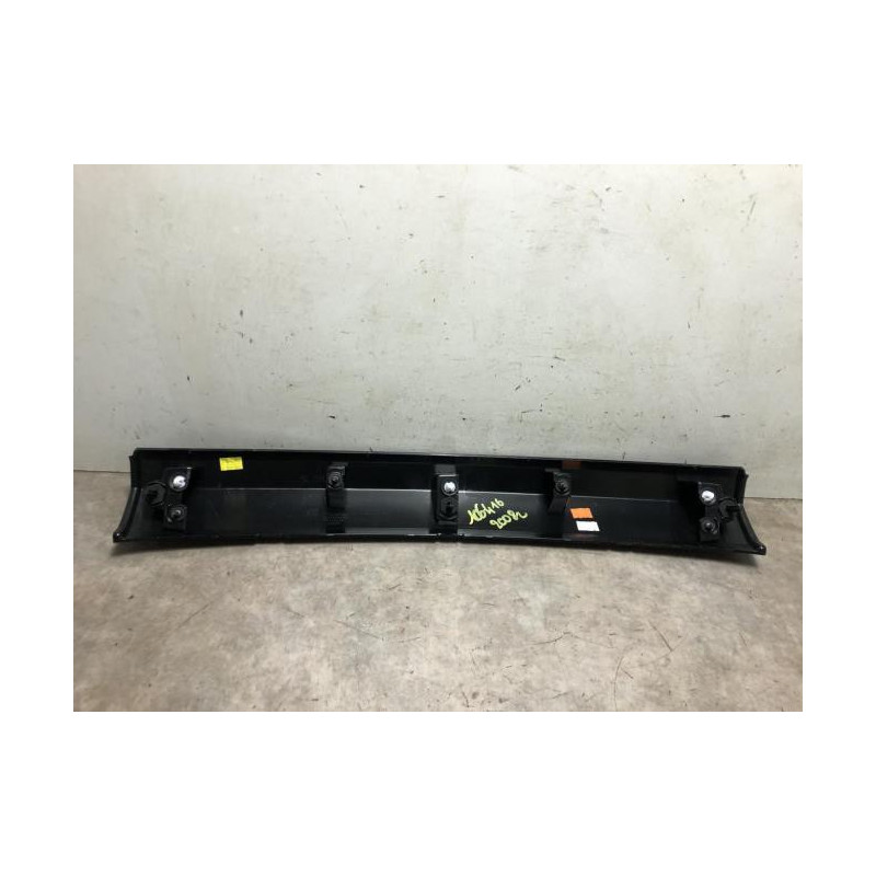 Baguette de coffre PEUGEOT 2008 2 d’occasion
