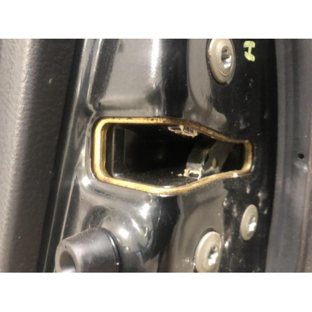 Porte arriere droit TOYOTA AVENSIS 2 PHASE 1 d’occasion