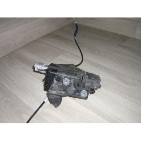 Serrure arriere droit PEUGEOT 407 PHASE 1 d’occasion