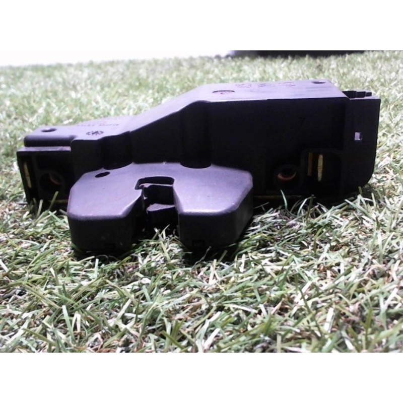 Serrure de hayon CITROEN XSARA PICASSO PHASE 1 d’occasion
