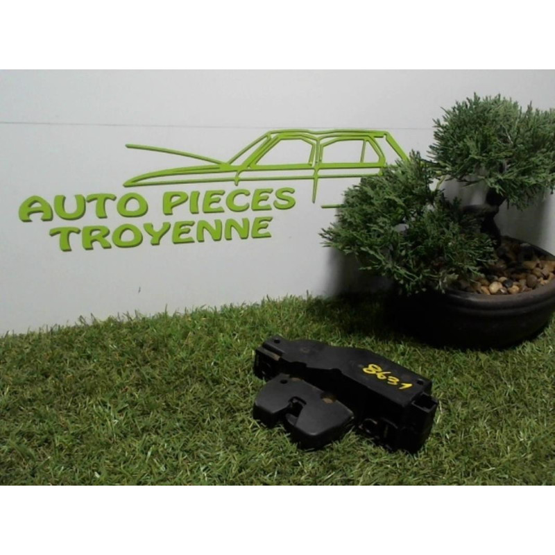 Serrure de hayon CITROEN C3 1 PHASE 1 d’occasion
