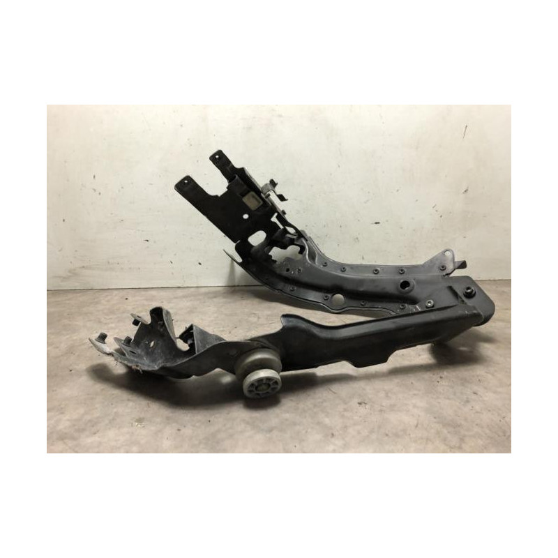 Support de phare droit (tôle) MERCEDES CLASSE E 211 PHASE 1 d’occasion