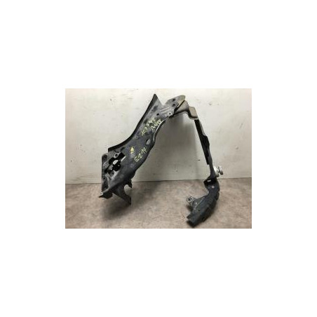 Support de phare gauche (tôle) MERCEDES CLASSE E 211 PHASE 1 d’occasion