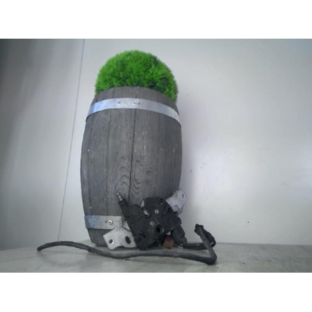 Serrure de coffre FORD MONDEO 2 d’occasion