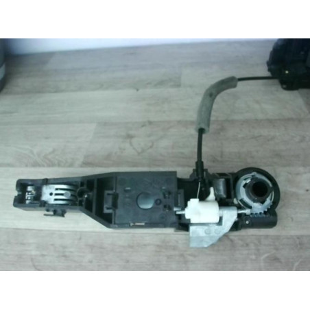 Serrure arriere droit RENAULT CLIO 3 PHASE 1 d’occasion