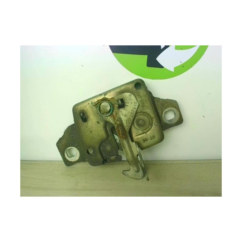 Serrure de coffre RENAULT MODUS PHASE 1 d’occasion
