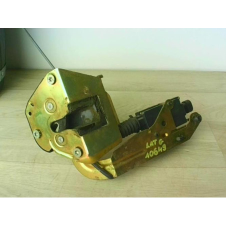 Serrure de porte laterale gauche PEUGEOT 807 d’occasion