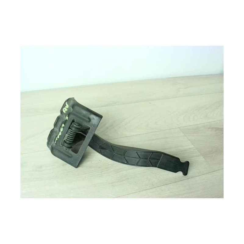 Poignee d'ouverture de capot RENAULT MEGANE 2 PHASE 2 d’occasion