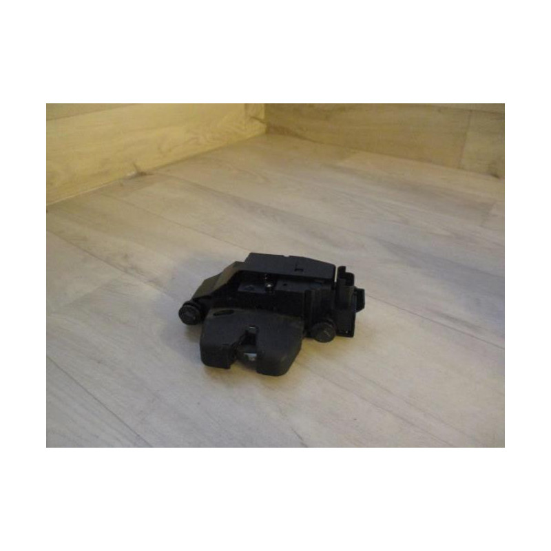 Serrure de hayon CITROEN C4 2 PHASE 1 d’occasion