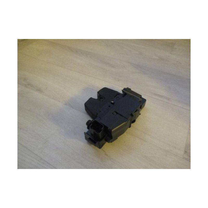 Serrure de hayon CITROEN C4 2 PHASE 1 d’occasion