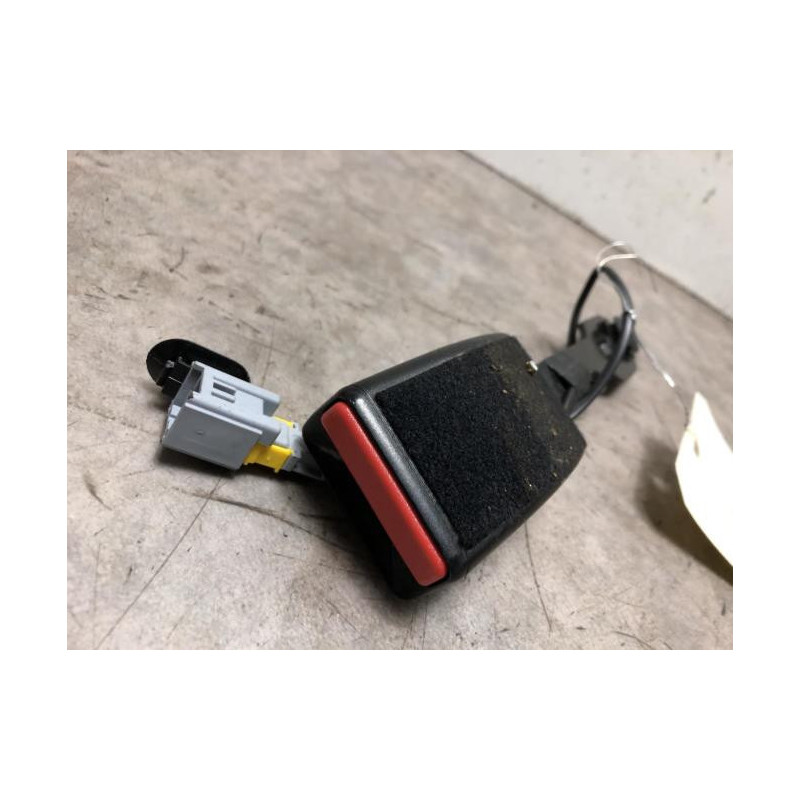 Attache ceinture avant gauche PEUGEOT 208 1 PHASE 2 d’occasion