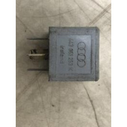 Relais electrique AUDI  d’occasion