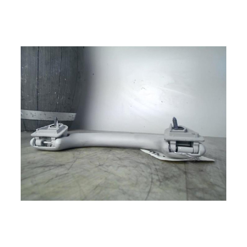 Poignee de maintien avant gauche VOLKSWAGEN CADDY 4 d’occasion