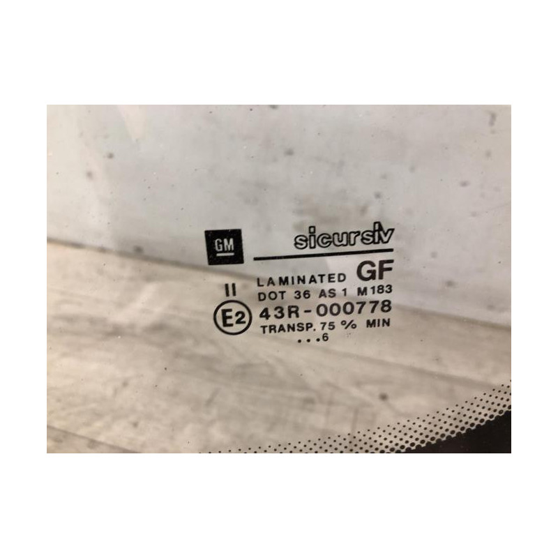 Pare brise OPEL ASTRA F PHASE 2 d’occasion