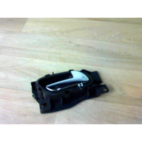 Poignee interieur avant gauche PEUGEOT 407 PHASE 1 BREAK d’occasion