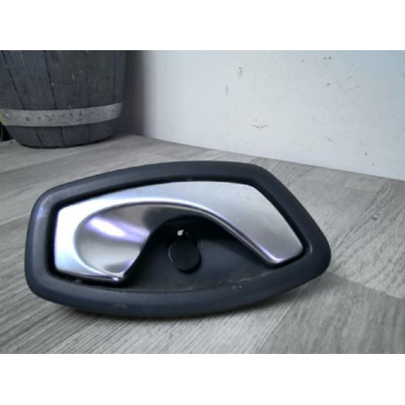 Poignee interieur arriere droit RENAULT GRAND SCENIC 3 PHASE 1 d’occasion