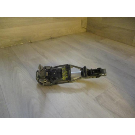 Poignee porte avant gauche SEAT TOLEDO 3 d’occasion