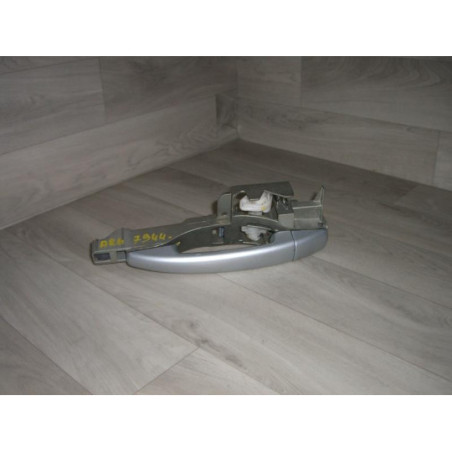 Poignee porte arriere gauche PEUGEOT 407 PHASE 1 d’occasion