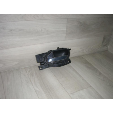 Poignee interieur avant gauche PEUGEOT 407 PHASE 1 d’occasion