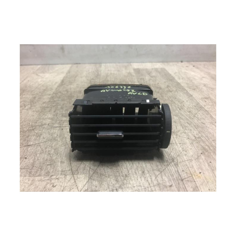 Aerateur tableau de bord TOYOTA AVENSIS 2 PHASE 1 d’occasion