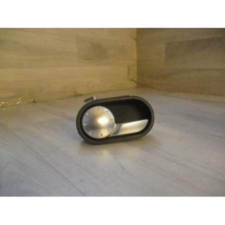 Poignee interieur avant gauche AUDI TT 1 COUPE d’occasion