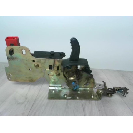 Poignee interieur arriere droit CITROEN BERLINGO 1 PHASE 1 d’occasion