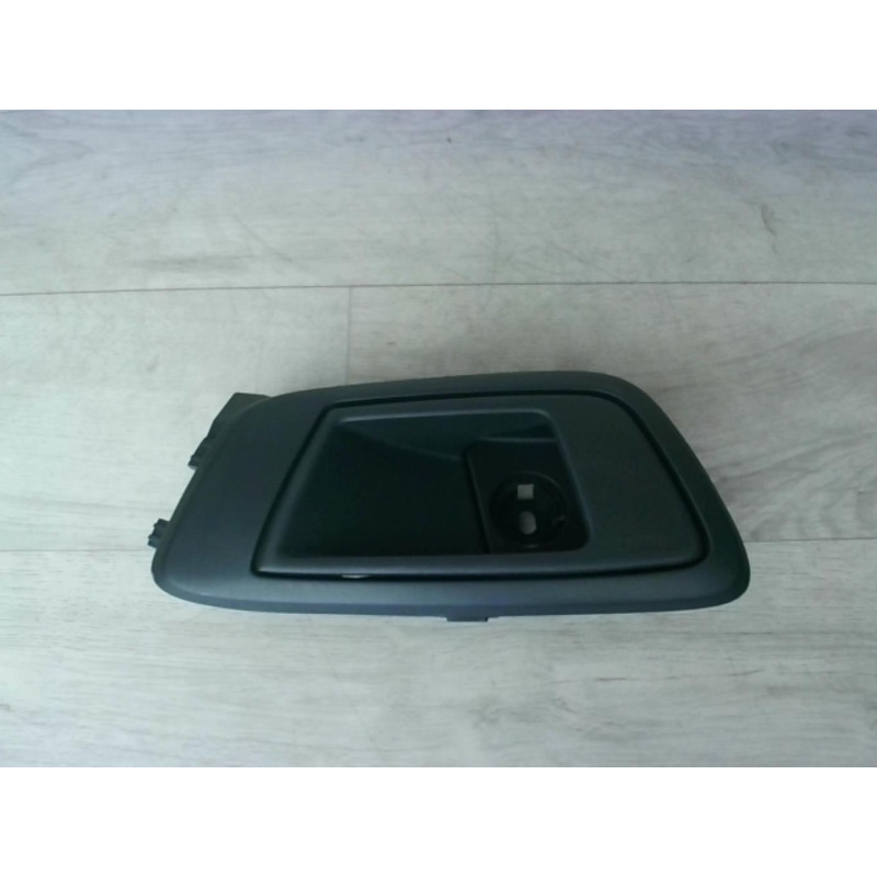 Poignee interieur arriere droit FORD  d’occasion