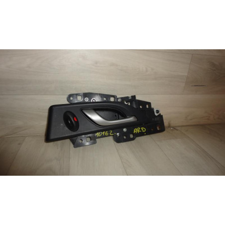 Poignee interieur arriere droit HONDA CIVIC 8 PHASE 1 d’occasion
