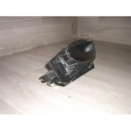 Poignee interieur avant gauche PEUGEOT 307 PHASE 1 BREAK d’occasion