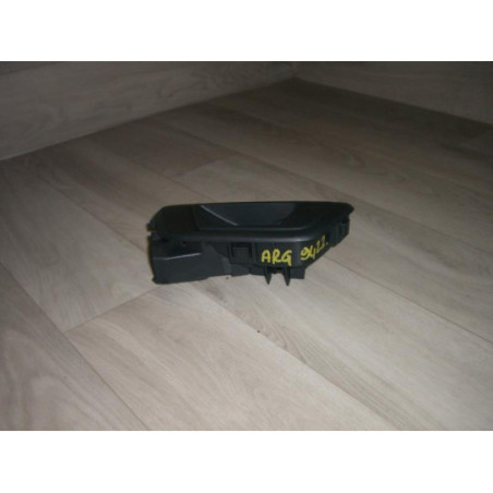 Poignee interieur arriere gauche FORD FIESTA 6 PHASE 1 d’occasion