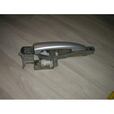 Poignee porte avant gauche PEUGEOT 407 PHASE 1 d’occasion
