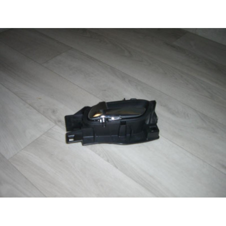 Poignee interieur arriere gauche PEUGEOT 407 PHASE 1 d’occasion