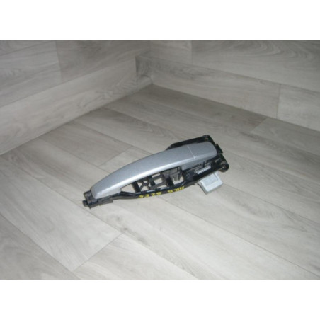Poignee porte arriere droit OPEL ZAFIRA B PHASE 1 d’occasion