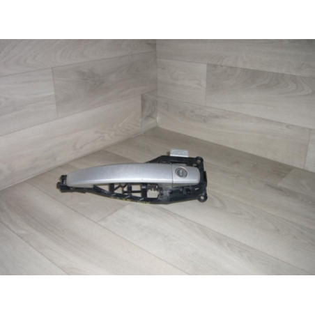 Poignee porte avant gauche OPEL ZAFIRA B PHASE 1 d’occasion