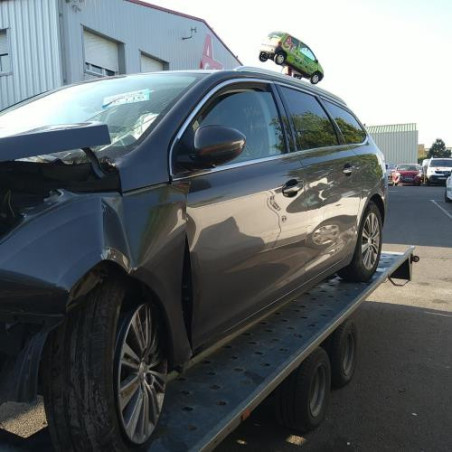Vitre avant droit PEUGEOT 308 2 SW PHASE 2 BREAK d’occasion